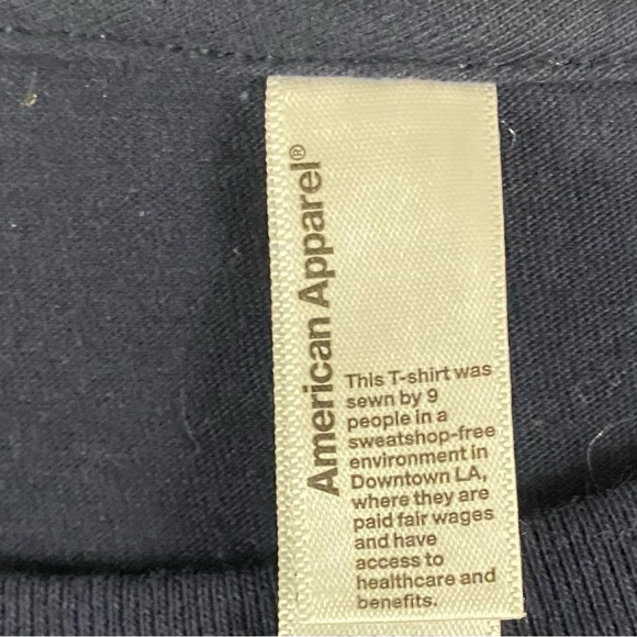 Meh Navy Tee Size 2XL - Picture 4 of 4